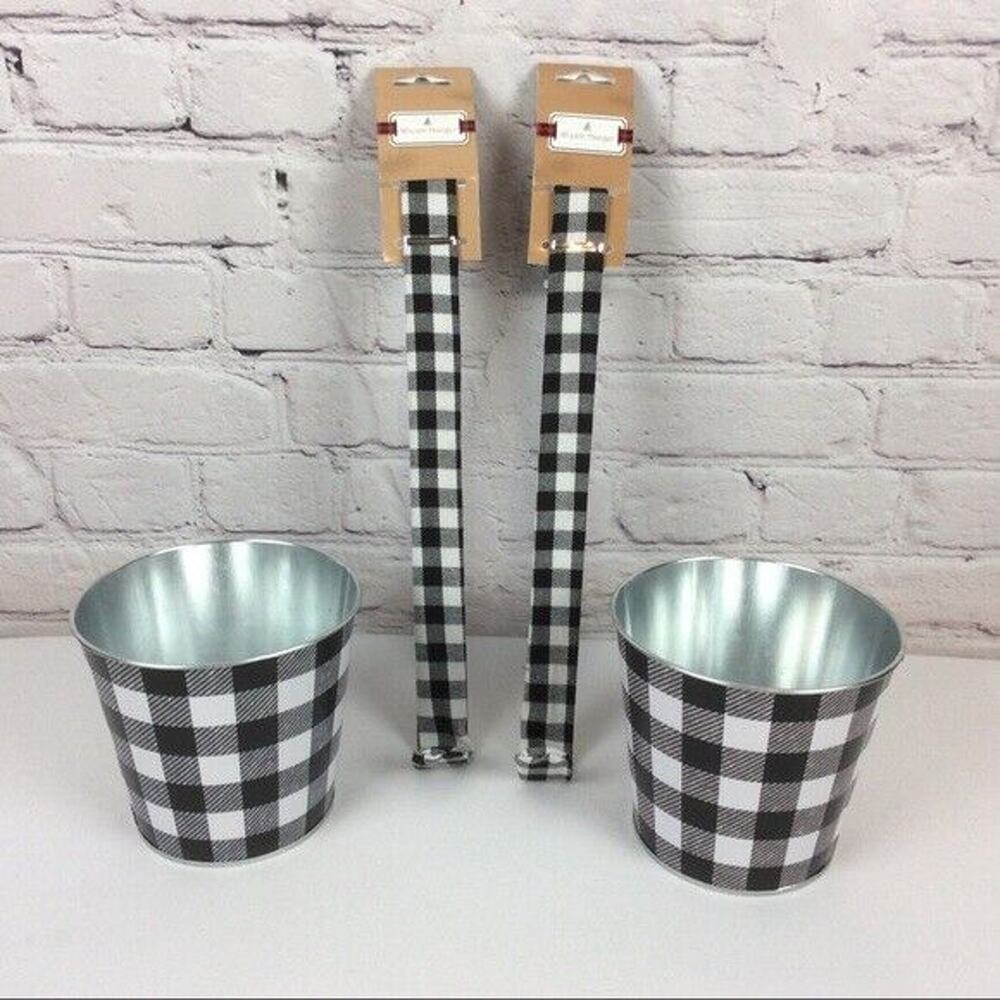 Christmas Black & White Buffalo Check 4 Pc Decor Bundle 2 Wreath Hangers 2 Tins